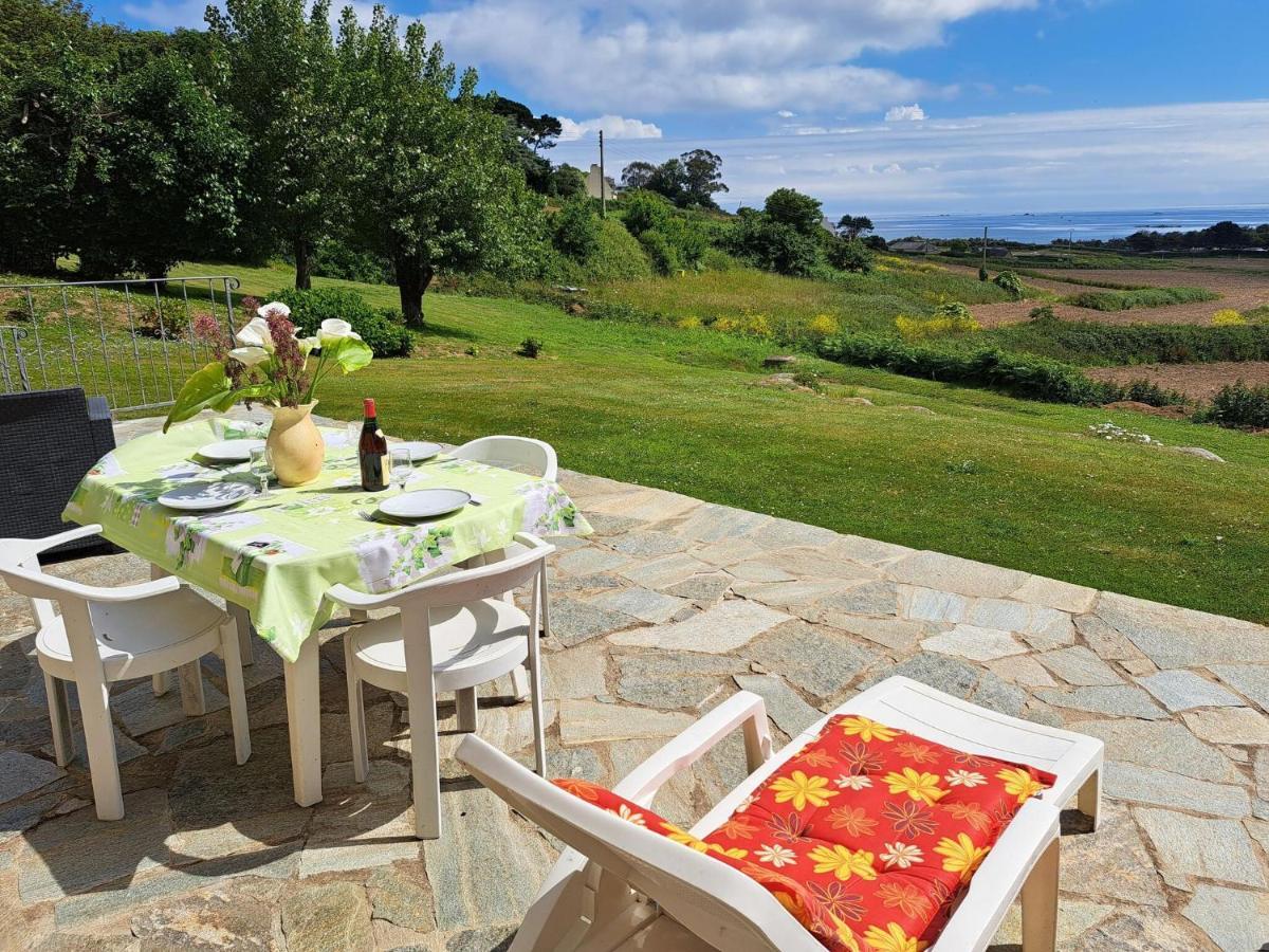 Saint-Pol-de-Léon Breton Granite Stone House With Fantastic Sea Views 빌라 외부 사진